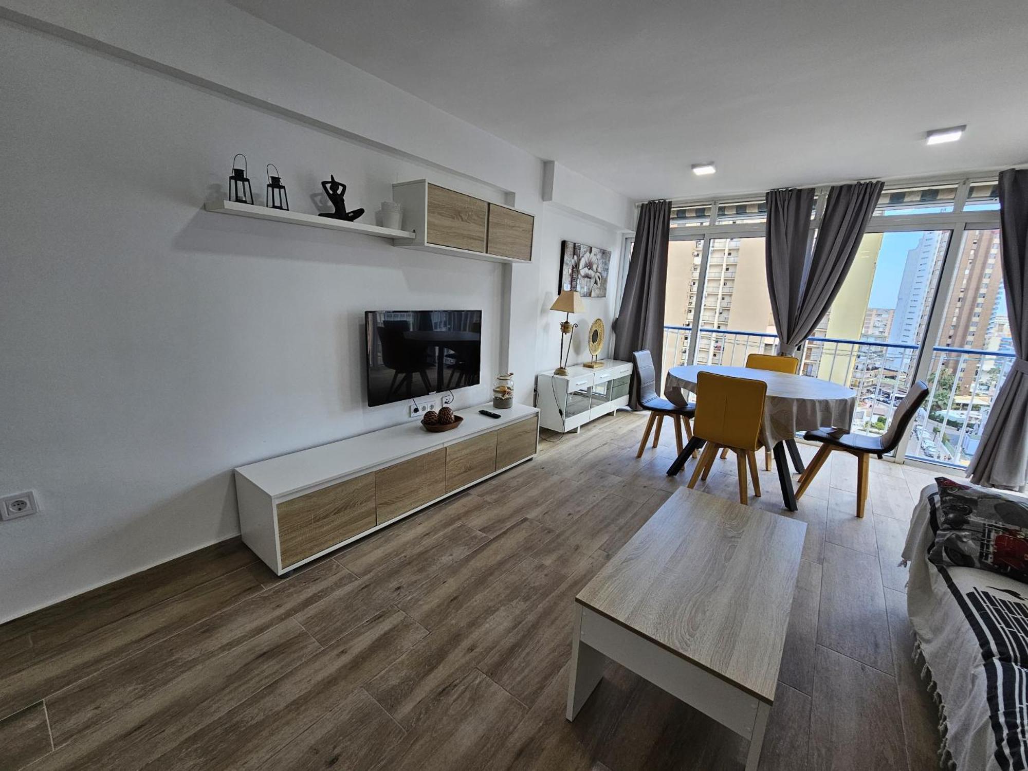 Acacias 8 If Benidorm